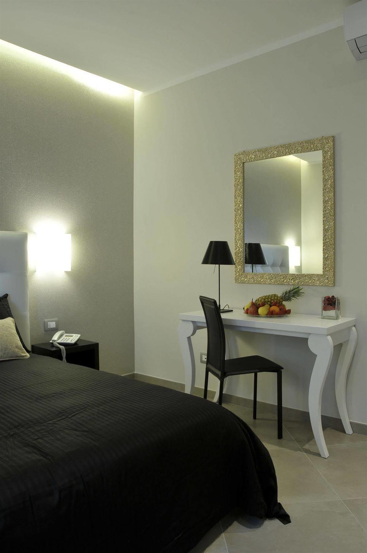 Gemini Suite Рим Екстер'єр фото