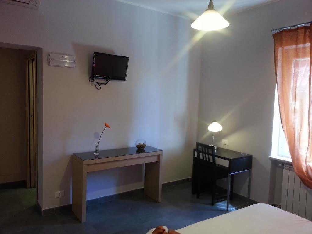 Gemini Suite Рим Екстер'єр фото